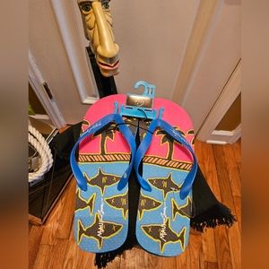 Maui and Sons Flip Flops (Size 11)